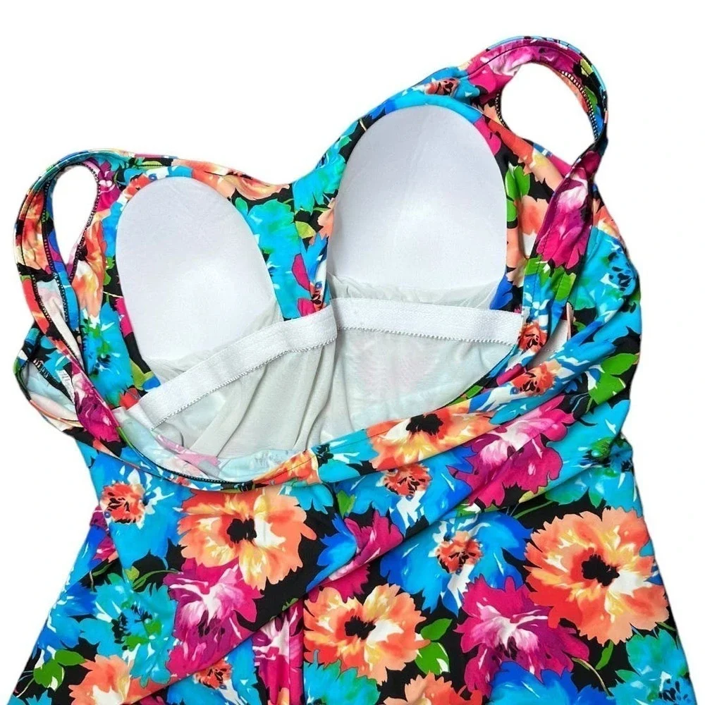 Azul by Maxine of Hollywood One Piece Swimsuit Tropical Hawaiian Flowers Plus 26